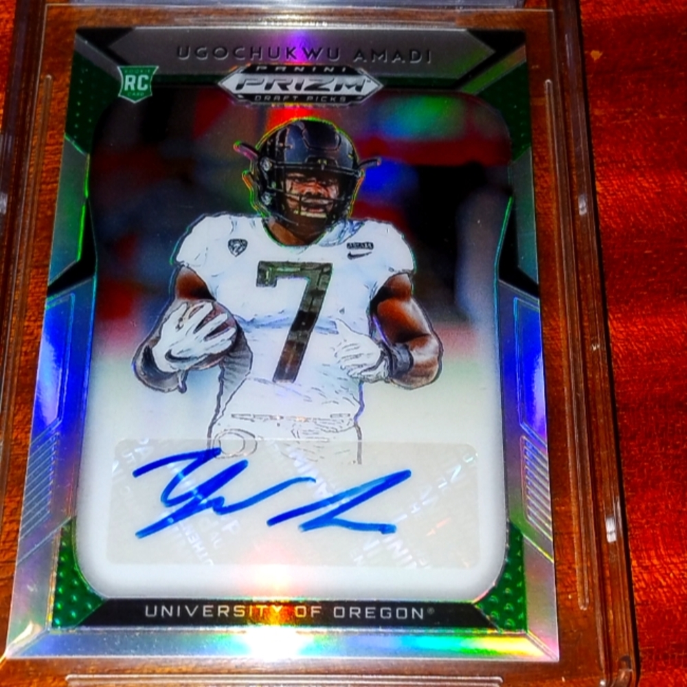 2019 Panini prizm draft picks UGO AMADI signed and graded card.